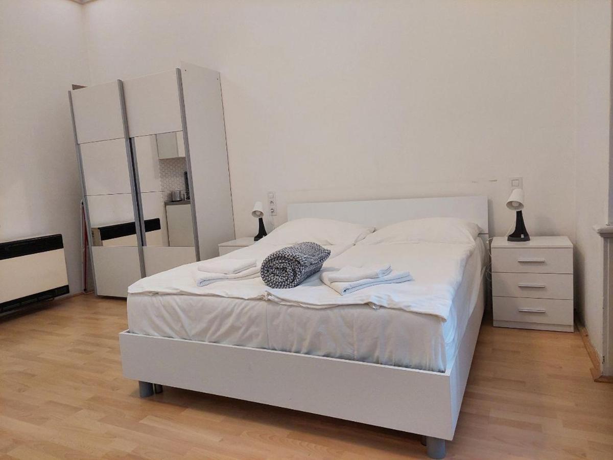 Ai Quattro Angeli Aparthotel ปราก ภายนอก รูปภาพ