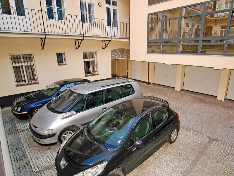 Ai Quattro Angeli Aparthotel ปราก ภายนอก รูปภาพ