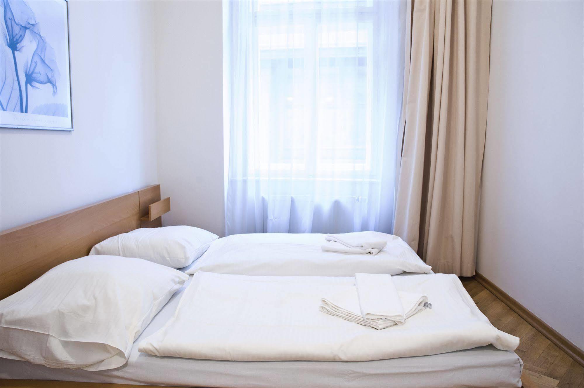Ai Quattro Angeli Aparthotel ปราก ภายนอก รูปภาพ